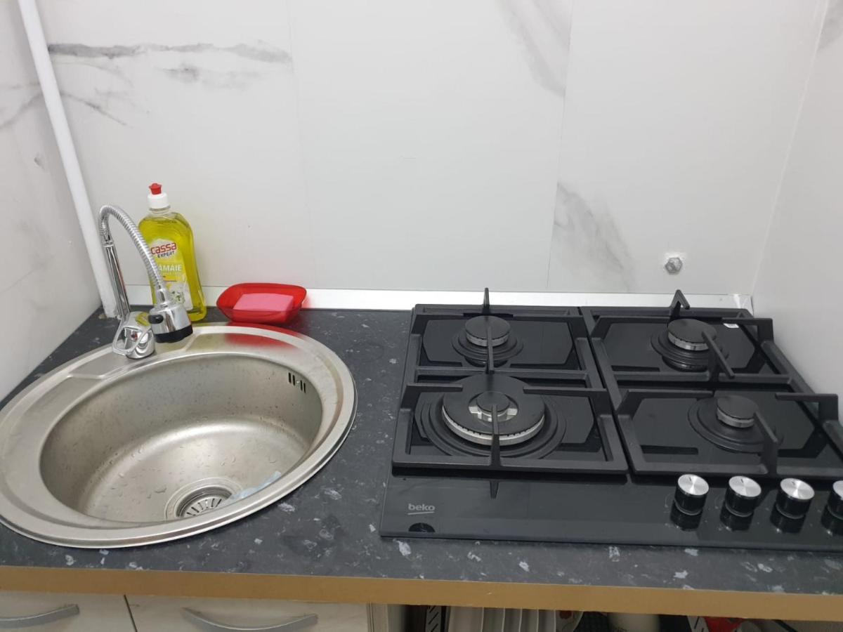 Lucky Apartment Питешти Экстерьер фото