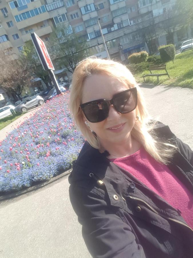 Lucky Apartment Питешти Экстерьер фото